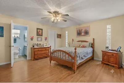 1305 Moray Court, Leesburg, FL 34788 - Photo 17