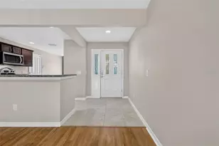 926 Long Leaf Ln, The Villages, FL 32163 - Photo 5