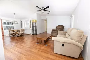 5217 Cambridge Ct, Wildwood, FL 34785 - Photo 5