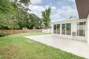 831 Forestwood Dr, Minneola, FL 34715 - Photo 11