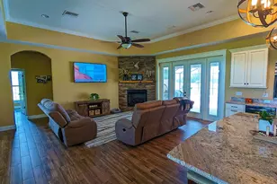 19221 Baker Rd, Umatilla, FL 32784 - Photo 11