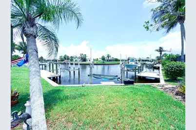 2401 W Marion Avenue, Punta Gorda, FL 33950 - Photo 3
