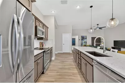 4686 Hiles Place, The Villages, FL 32163 - Photo 11