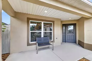 4686 Hiles Pl, The Villages, FL 32163 - Photo 5