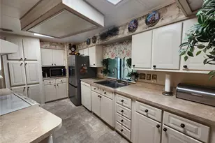 113 Lake Hazel Dr, Winter Haven, FL 33884 - Photo 21