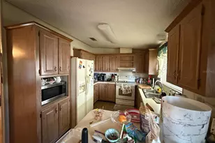 8634 Treasure Island Rd, Leesburg, FL 34788 - Photo 13