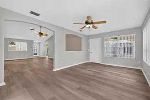 2129 Margarita Dr, The Villages, FL 32159 - Photo 11