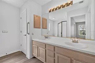 2129 Margarita Dr, The Villages, FL 32159 - Photo 15
