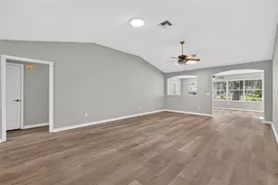 2129 Margarita Dr, The Villages, FL 32159 - Photo 9