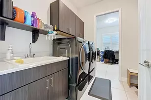 8665 E Bridgeport Bay Circle, Mount Dora, FL 32757 - Photo 23
