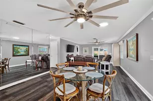 1004 Laredo Ln, Lady Lake, FL 32159 - Photo 13