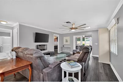 1004 Laredo Lane, Lady Lake, FL 32159 - Photo 17
