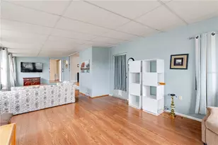 1030 Capella Dr, Tavares, FL 32778 - Photo 13