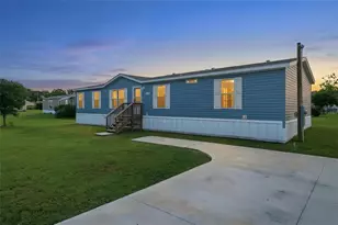 6161 SE 145th St, Summerfield, FL 34491 - Photo 1