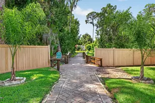 1111 Lakeshore Dr, Eustis, FL 32726 - Photo 35