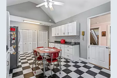 511 E Mirror Lake Drive, Fruitland Park, FL 34731 - Photo 37