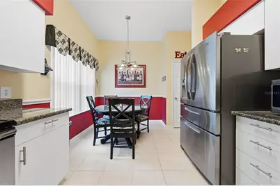 511 San Lorenzo Court, The Villages, FL 32159 - Photo 9