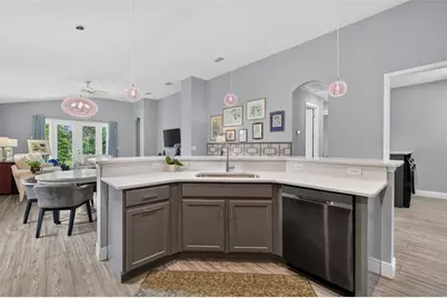 8220 Bridgeport Bay Circle, Mount Dora, FL 32757 - Photo 13