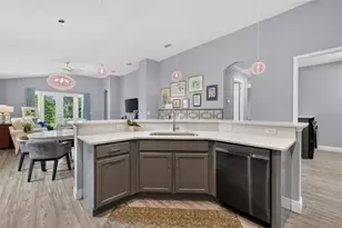 8220 Bridgeport Bay Cir, Mount Dora, FL 32757 - Photo 13