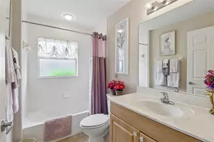 10172 Mainsail Dr, Oxford, FL 34484 - Photo 17