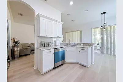 25206 Ormond Court, Leesburg, FL 34748 - Photo 15