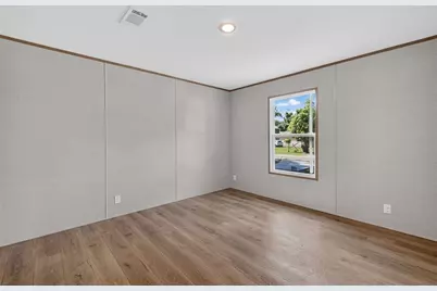 607 Lawrence Street, Wildwood, FL 34785 - Photo 11