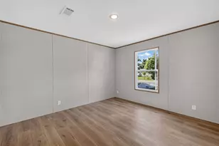 607 Lawrence St, Wildwood, FL 34785 - Photo 11