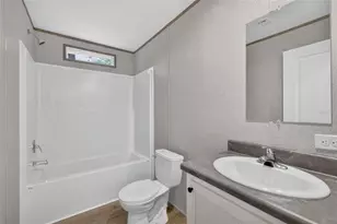 607 Lawrence St, Wildwood, FL 34785 - Photo 17