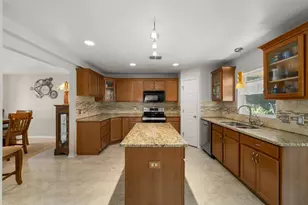 7651 Lake Andrea Cir, Mount Dora, FL 32757 - Photo 11