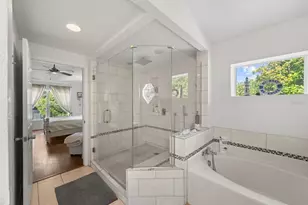 7651 Lake Andrea Cir, Mount Dora, FL 32757 - Photo 27