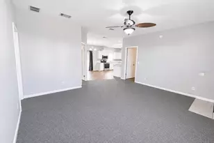 13718 County Rd 109D-3, Lady Lake, FL 32159 - Photo 5