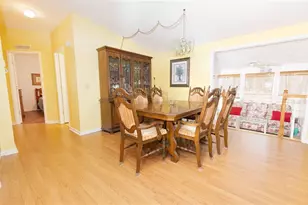 1159 Paradise Dr, Lady Lake, FL 32159 - Photo 9