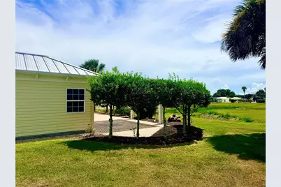 9444 SE 49th Terrace, Webster, FL 33597 - Photo 11