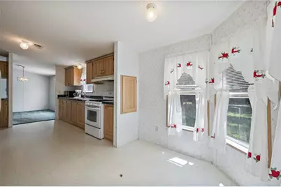 2786 NE 33rd Place, Coleman, FL 33521 - Photo 5