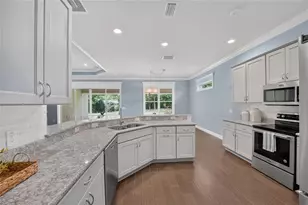 10216 Julia Isles Ave, Oxford, FL 34484 - Photo 15