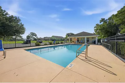 81 Twin Lake Cir, Umatilla, FL 32784 - Photo 57