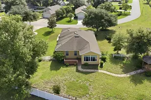 81 Twin Lake Cir, Umatilla, FL 32784 - Photo 47