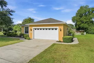 81 Twin Lake Cir, Umatilla, FL 32784 - Photo 3