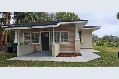 709 S Highland Street, Mount Dora, FL 32757 - Photo 1