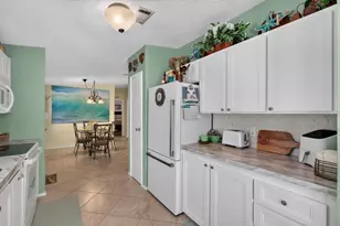 1226 Pompano Ln, Lady Lake, FL 32159 - Photo 25