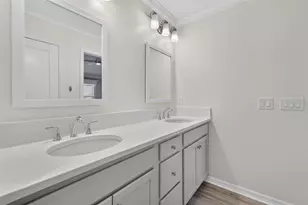 1742 James Gray St, The Villages, FL 34762 - Photo 31