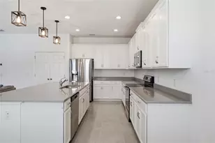 180 Jensen Dr, Groveland, FL 34736 - Photo 9