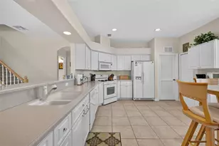 5401 Sir Churchill Dr, Leesburg, FL 34748 - Photo 17