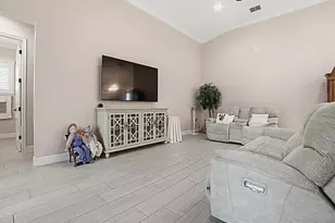 12596 NE 49th Dr, Oxford, FL 34484 - Photo 5