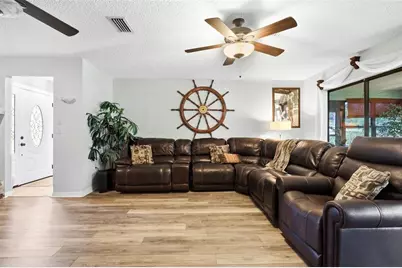 26638 E Cove Drive, Tavares, FL 32778 - Photo 11