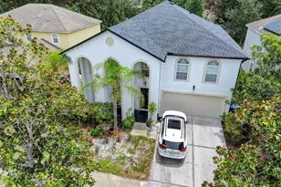 218 Tres Reyes Ln, Groveland, FL 34736 - Photo 3