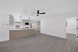 708 Cindy Ave, Fruitland Park, FL 34731 - Photo 9