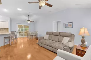 649 Ravenel Ct, The Villages, FL 32162 - Photo 9