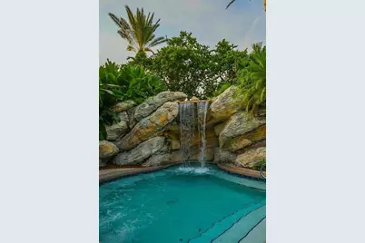 7270 Westpointe Boulevard #920, Orlando, FL 32835 - Photo 11