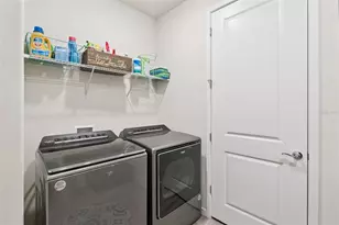 13940 Destin Bch Ln, Orlando, FL 32827 - Photo 21